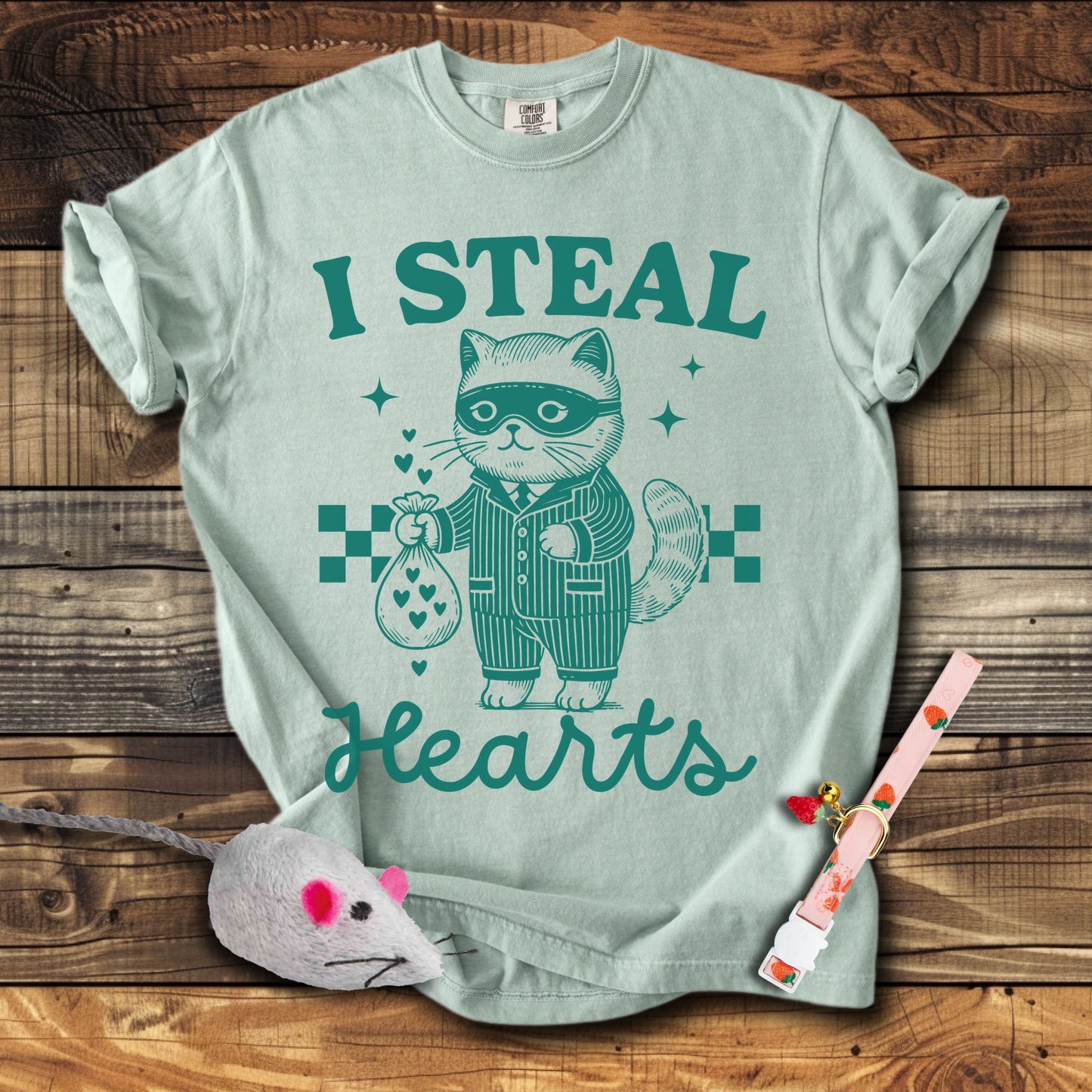 I Steal Hearts (Cat) T-Shirt