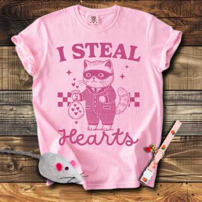 I Steal Hearts (Cat) T-Shirt