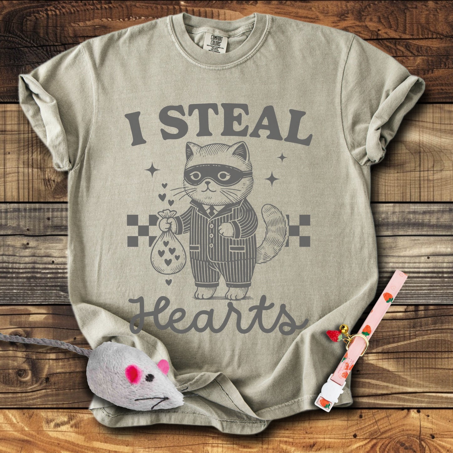 I Steal Hearts (Cat) T-Shirt
